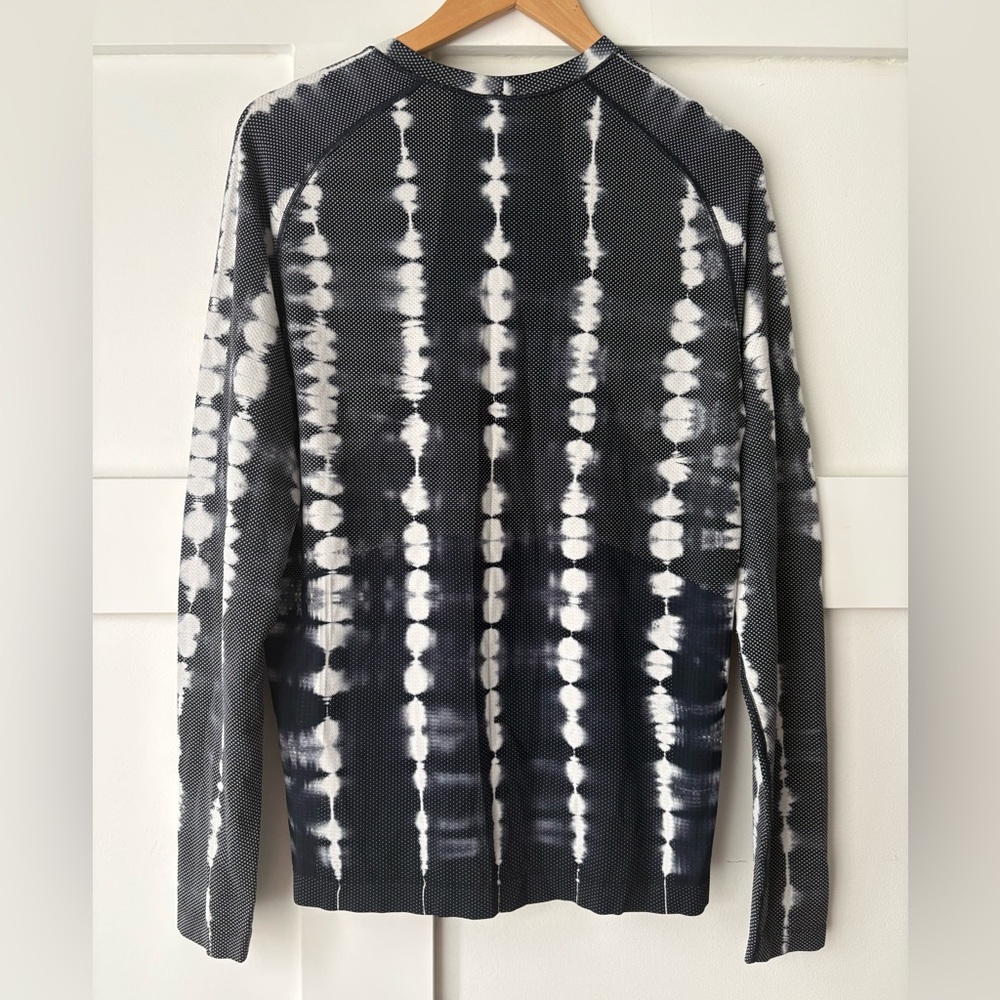 Lululemon • Metal Vent Tech Long Sleeve Shirt 2.0 • Size M